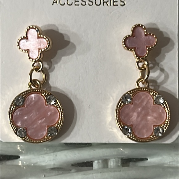 Lyn Lyn Jewelry - Pink and Gold Dangle Earrings
